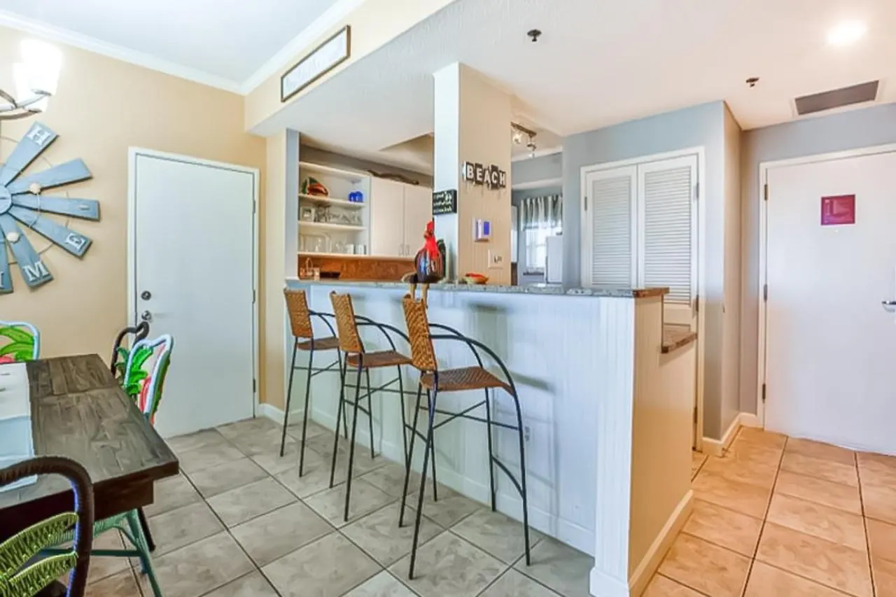 Apartment Tops'L Summit Destin